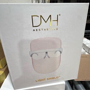 Light Shield - White
